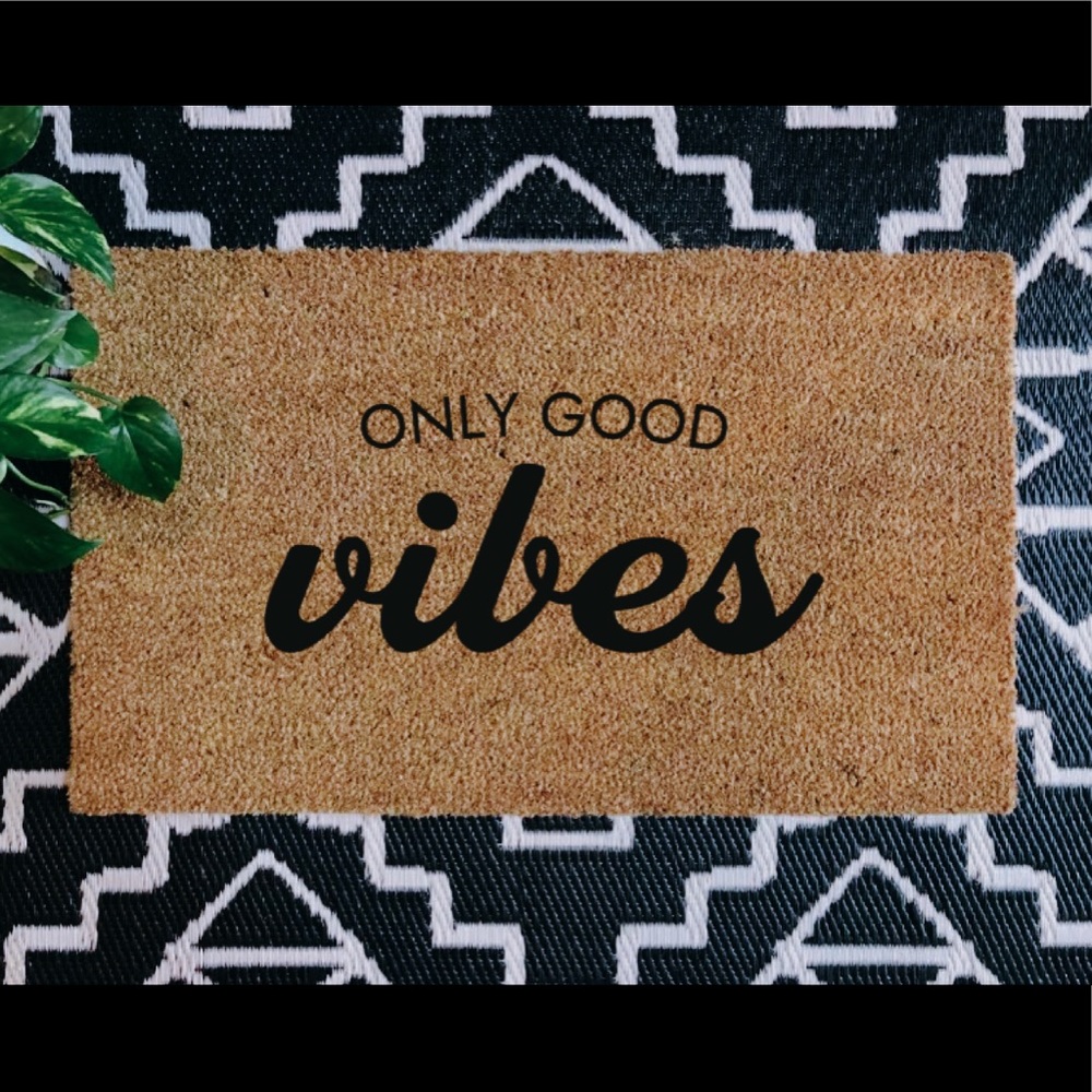 ONLY GOOD VIBES DOORMAT